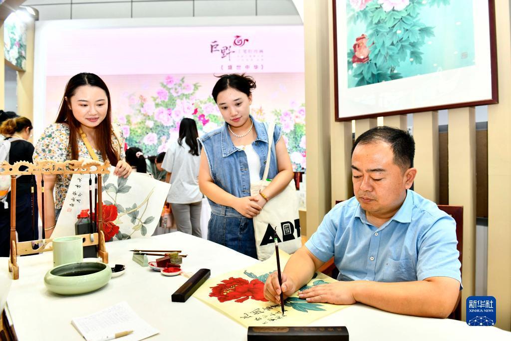 抢庄牛牛棋牌苹果版下载